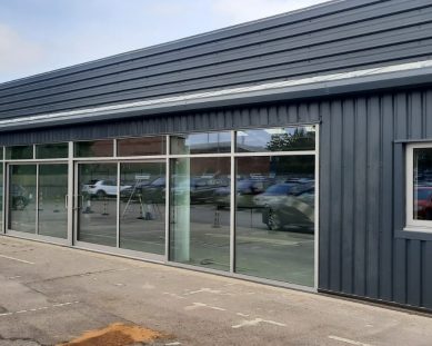 Commercial show room {{brizy_dc_image_alt imageSrc=